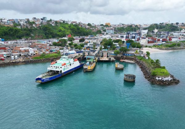 Ferry-Boat deve atender 99 mil pessoas entre Salvador e Itaparica no feriado prolongado