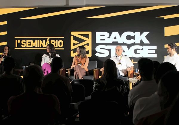 Backstage Lab capacita profissionais do entretenimento em Salvador
