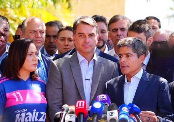 ACM Neto nega acordo por ministério e diz que Flávio Bolsonaro prometeu atenção à Bahia