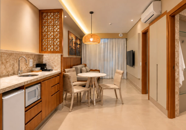 Village Itaparica inaugura apartamento pronto e decorado no prédio da multipropriedade