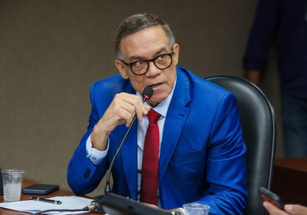 Deputado critica ‘showmício’ pró-Lula realizado neste domingo (18) em Salvador