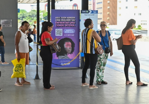 BRT de Salvador amplia acesso ao Botão Lilás para atendimento a mulheres vítimas de violência