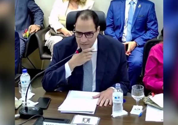 Presidente da OAB acusa Lula de tentar 'criminalizar advocacia' após debate com Flávio Bolsonaro
