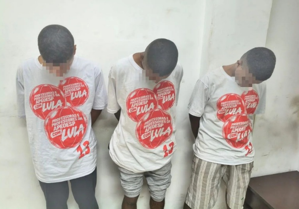 PM-SP é acusada de obrigar jovens presos a vestir camisas do PT, que fala em 'armação' de Derrite