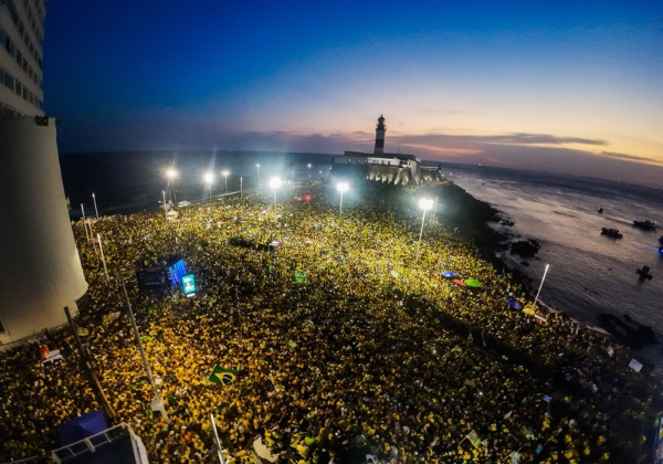 Líderes religiosos convocam ato de oração por Flávio Bolsonaro em Salvador