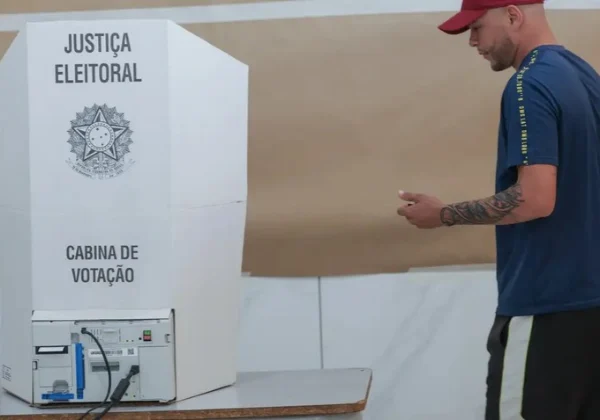 Antes da urna, papel e caneta: prepare sua colinha para votar