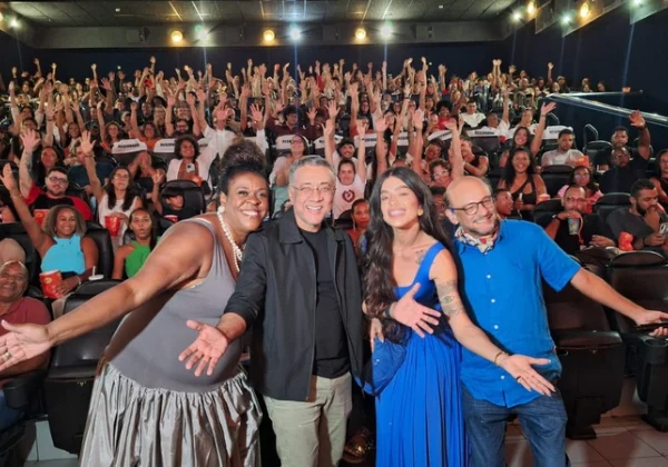 ‘Os Farofeiros 3’ tem pré-estreia em Salvador com presença de elenco