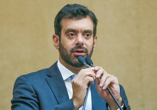 'PT se acha tão dono da Bahia que até na oposição eles querem mandar', diz deputado