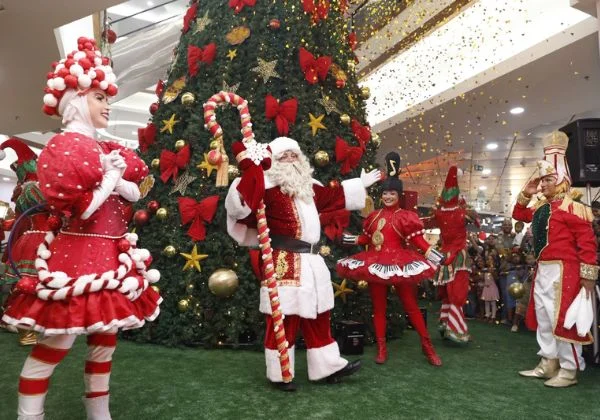 Shopping Itaigara celebra os 'Laços de Natal' com chegada do Papai Noel nesta quinta-feira (29)