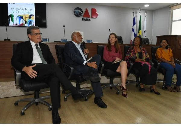 Advocacia baiana homenageia Gileno Félix e relembra legado no Direito e nas artes