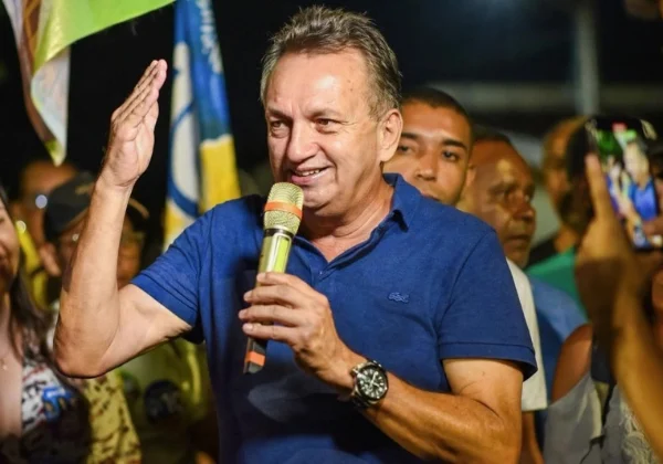 Prefeitura de cidade baiana anuncia redução de salários e exonerações para conter gastos