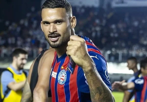 Atacante do Bahia pede desculpas após compartilhar vídeo com ofensas ao Nordeste: 'Foi um erro'